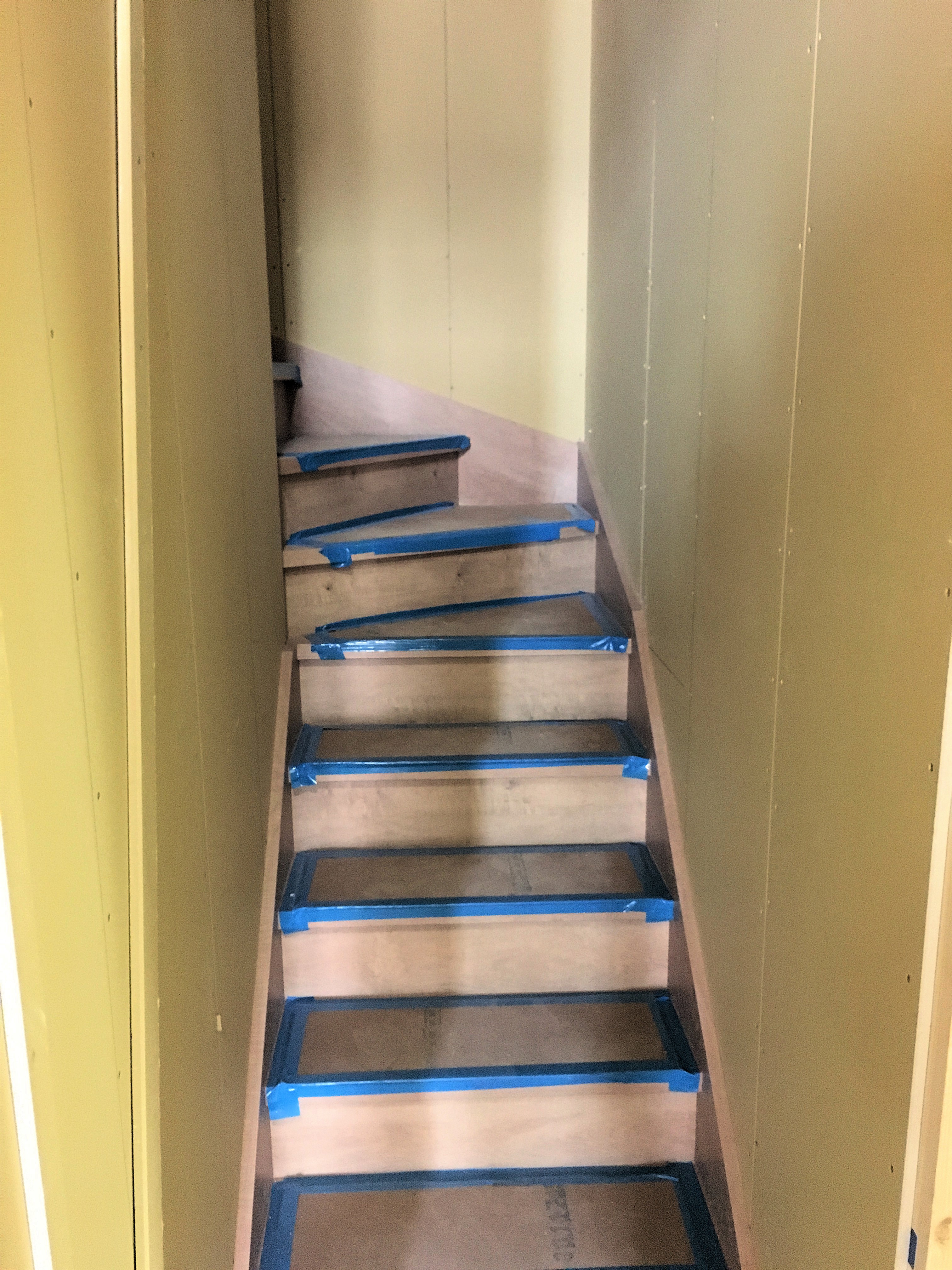 階段施工 階段が架かると凄く嬉しいのは、自分だけでしょうか？？